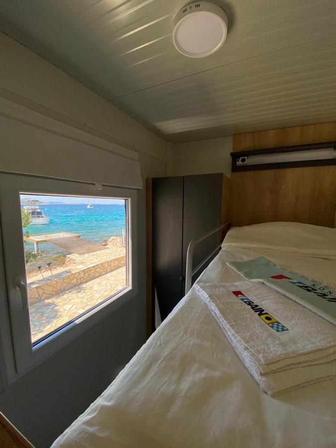 Beach House Danica: Kornati Island Resort with Pool and Transport Pristanisce Exterior photo