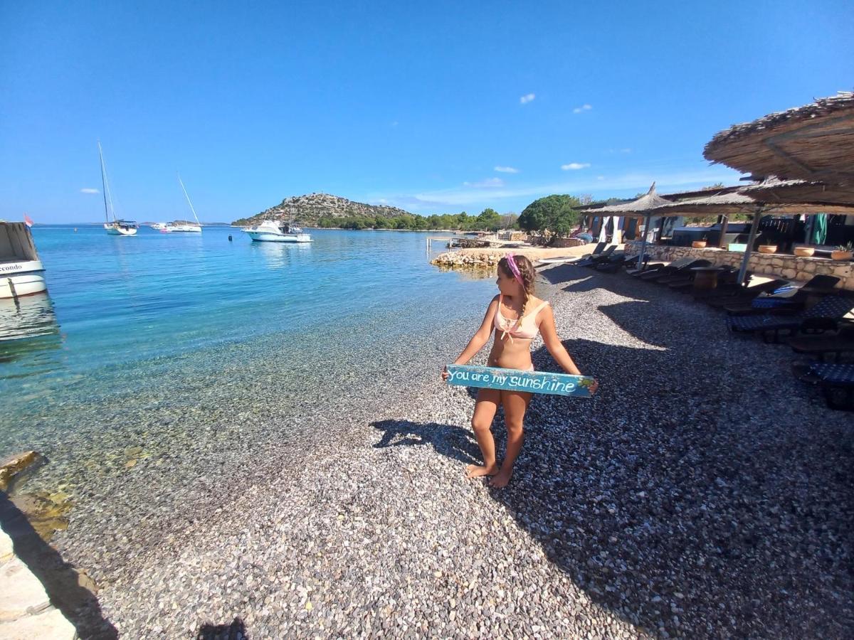 Beach House Danica: Kornati Island Resort with Pool and Transport Pristanisce Exterior photo
