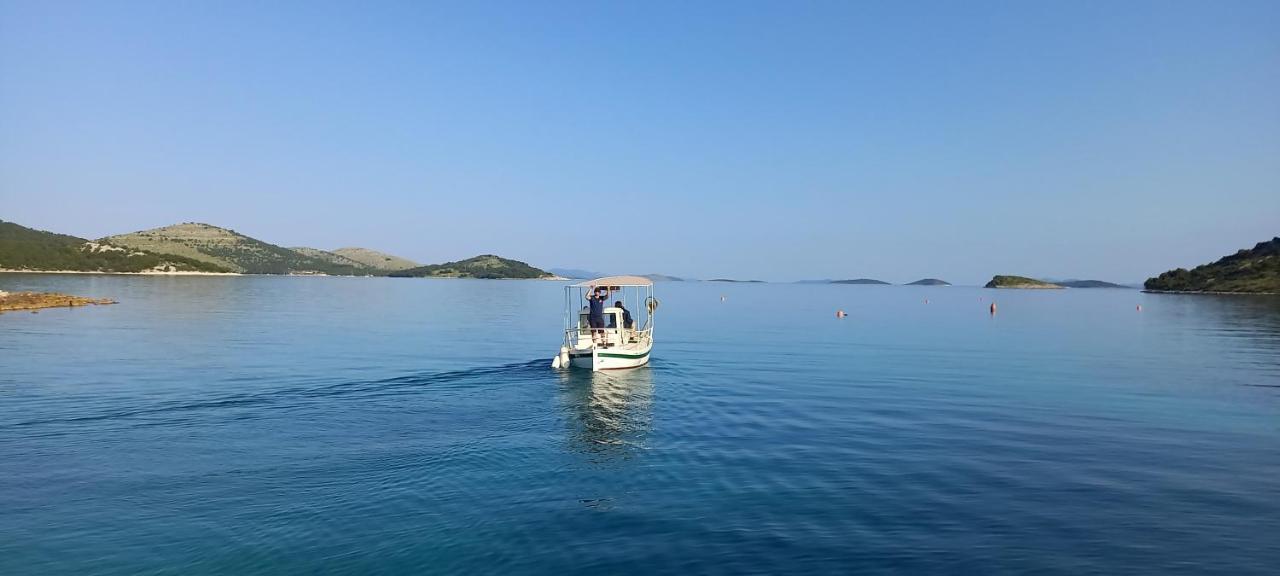 Beach House Danica: Kornati Island Resort with Pool and Transport Pristanisce Exterior photo